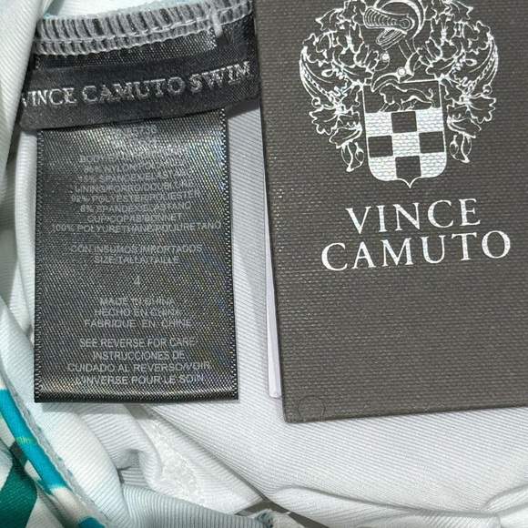 Vince Cameo Sz 4 Swimsuit Floral Halter Keyhole One-Piece Tropical Beach - Picture 5 of 5